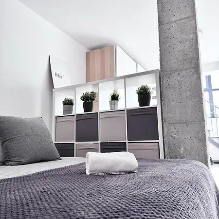 Sumaloft Prensa Apartment Malaga